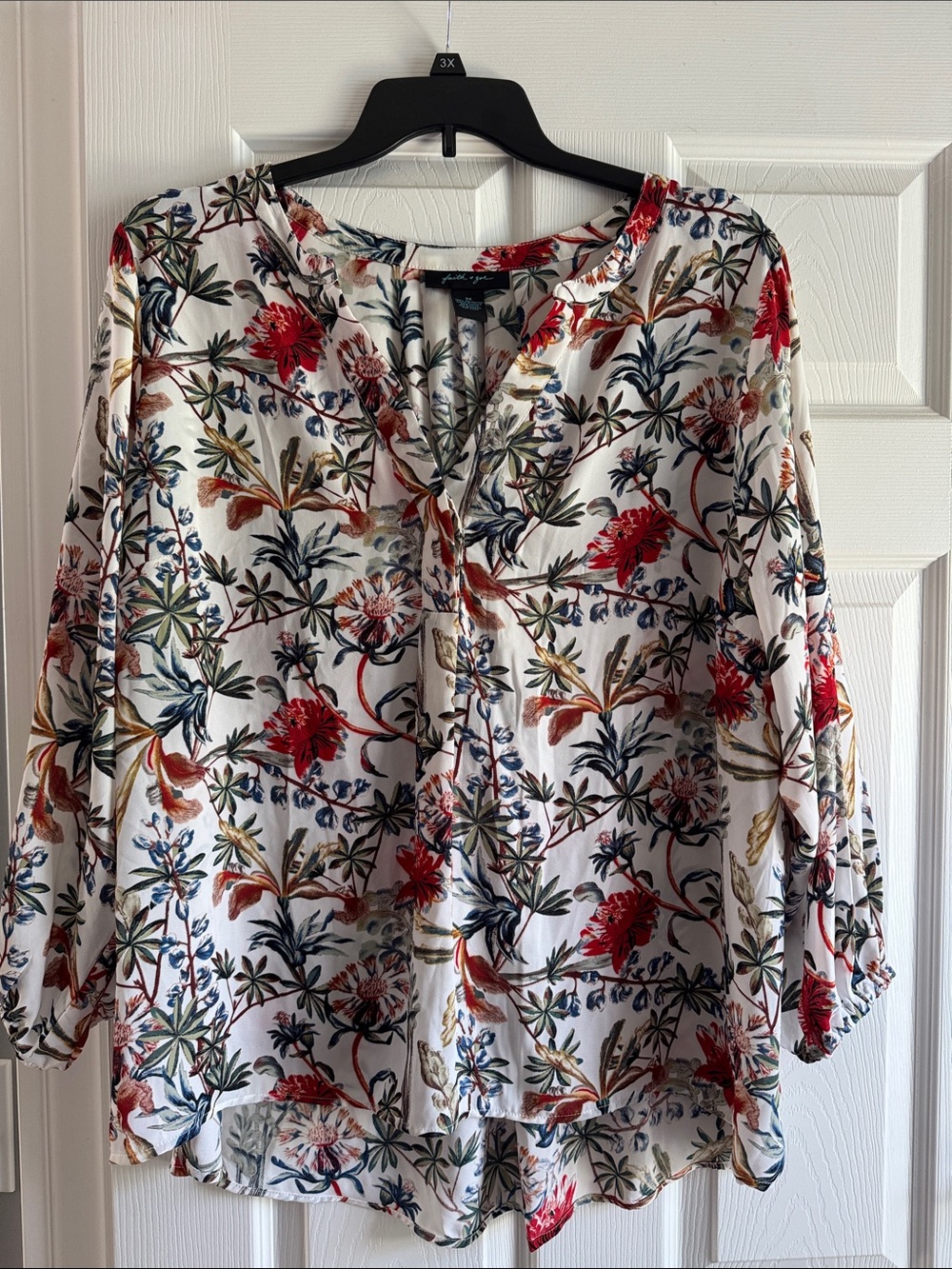 Faith & Zoe White Floral V-Neck Blouse with Red and Green Accents